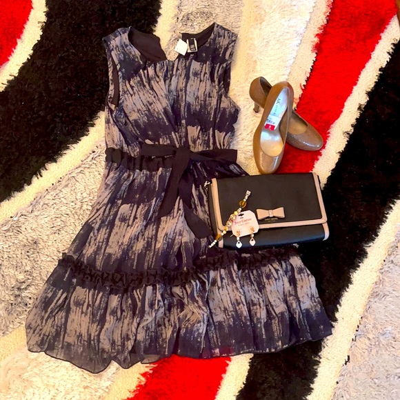 Dresses & Skirts - Mini Dress with adjustable belt 👗